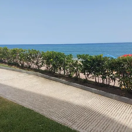 Apartment 50 Metros De La Playa Coma-ruga