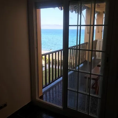 50 Metros De La Playa